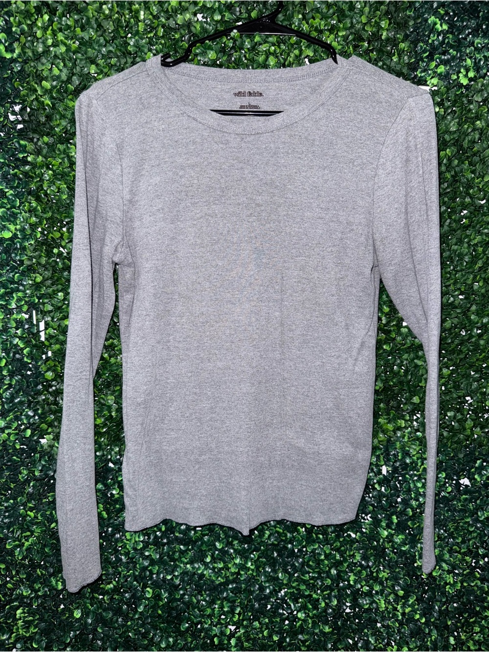 wild fable Heather Gray Long Sleeve Crewneck Top — Size Large